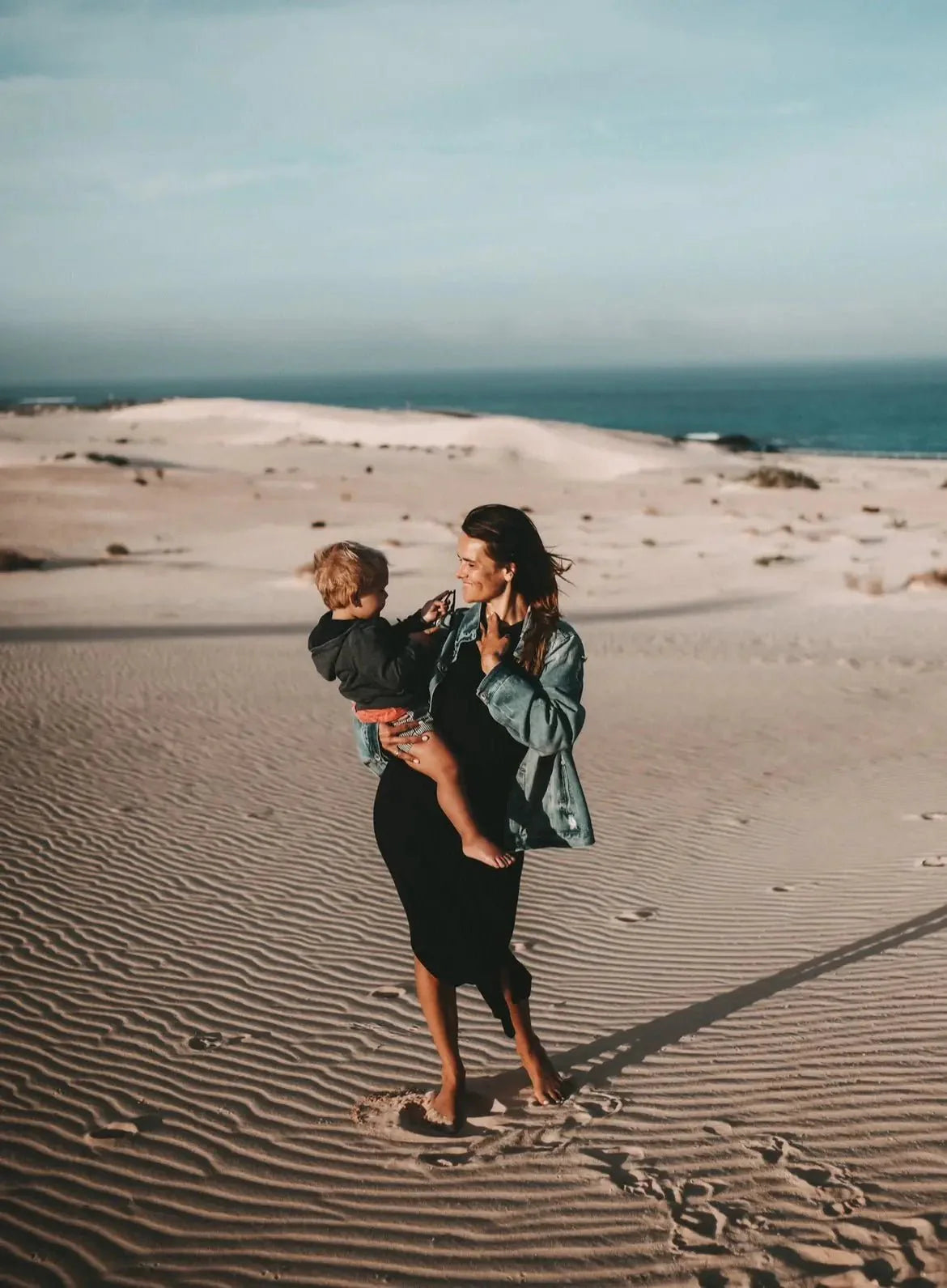 Jetlag bei Kindern vermeiden: Die besten Tipps für entspanntes Reisen mit Zeitverschiebung - kidswelltraveled