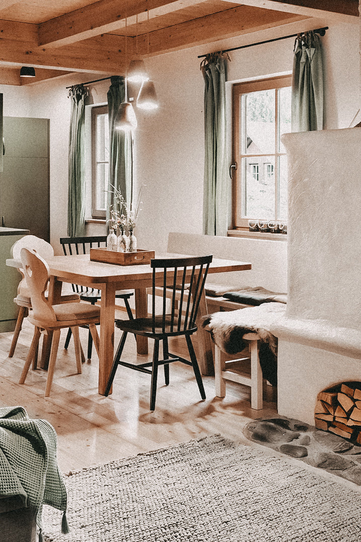 Das Dorf in der Stadt – Chalet Idylle mit Naturbadeteich - Lieblingsunterkunft