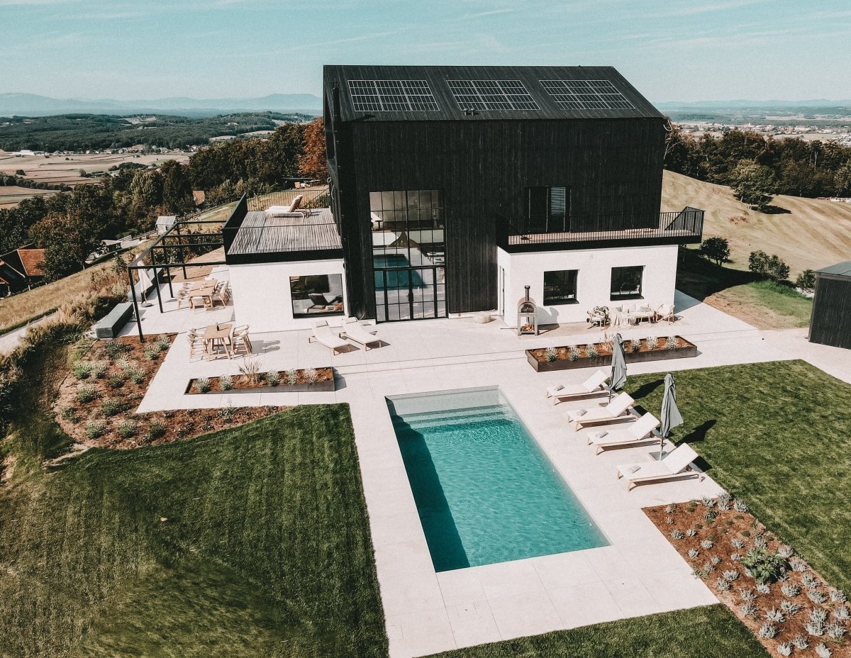 Die Bretterbude in der Steiermark - Design trifft auf Raum für unvergessliche Familienzeit – stilvolle, familienfreundliche Reise mit Kindern