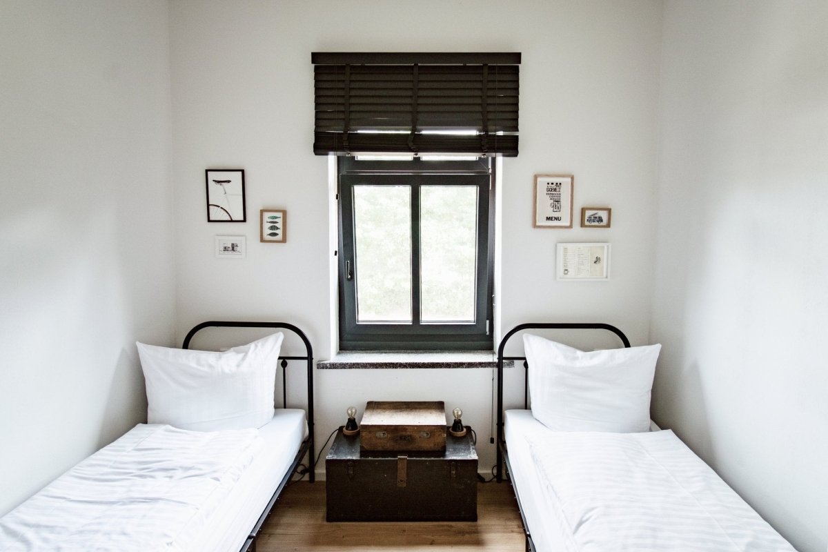 Familienurlaub in Brandenburg: Altes Kutscherhaus – Einzigartiges Ferienhaus mit Charme & Natur – stilvolle, familienfreundliche Reise mit Kindern