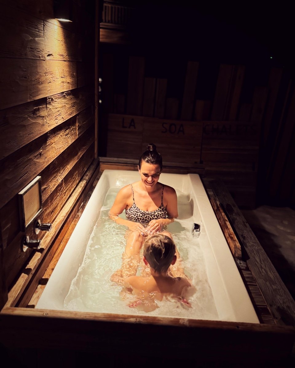 Familienurlaub in den La SOA Chalets in Tirol: Luxus Chalets und Familienzeit – stilvolle, familienfreundliche Reise mit Kindern