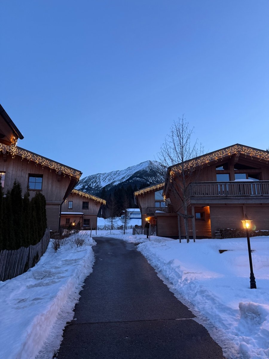 Familienurlaub in den La SOA Chalets in Tirol: Luxus Chalets und Familienzeit – stilvolle, familienfreundliche Reise mit Kindern