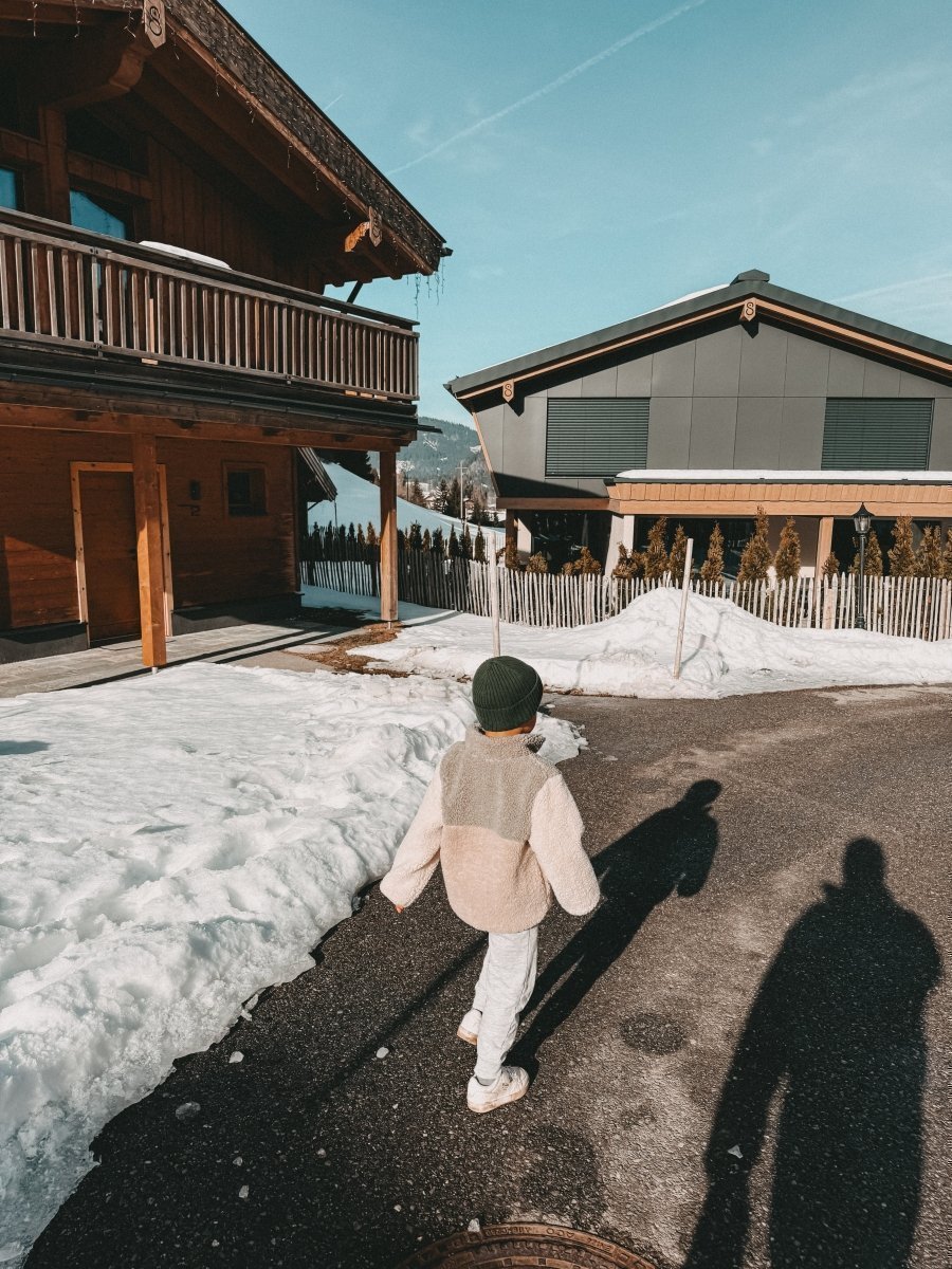 Familienurlaub in den La SOA Chalets in Tirol: Luxus Chalets und Familienzeit – stilvolle, familienfreundliche Reise mit Kindern