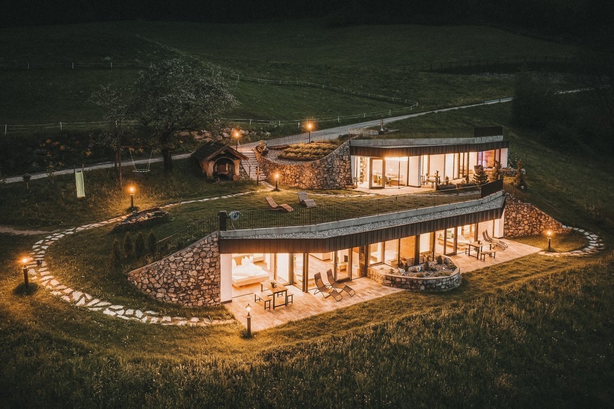 Innermoser Chalets in Südtirol: Bauernhof trifft auf Design mit Bergpanorama – stilvolle, familienfreundliche Reise mit Kindern