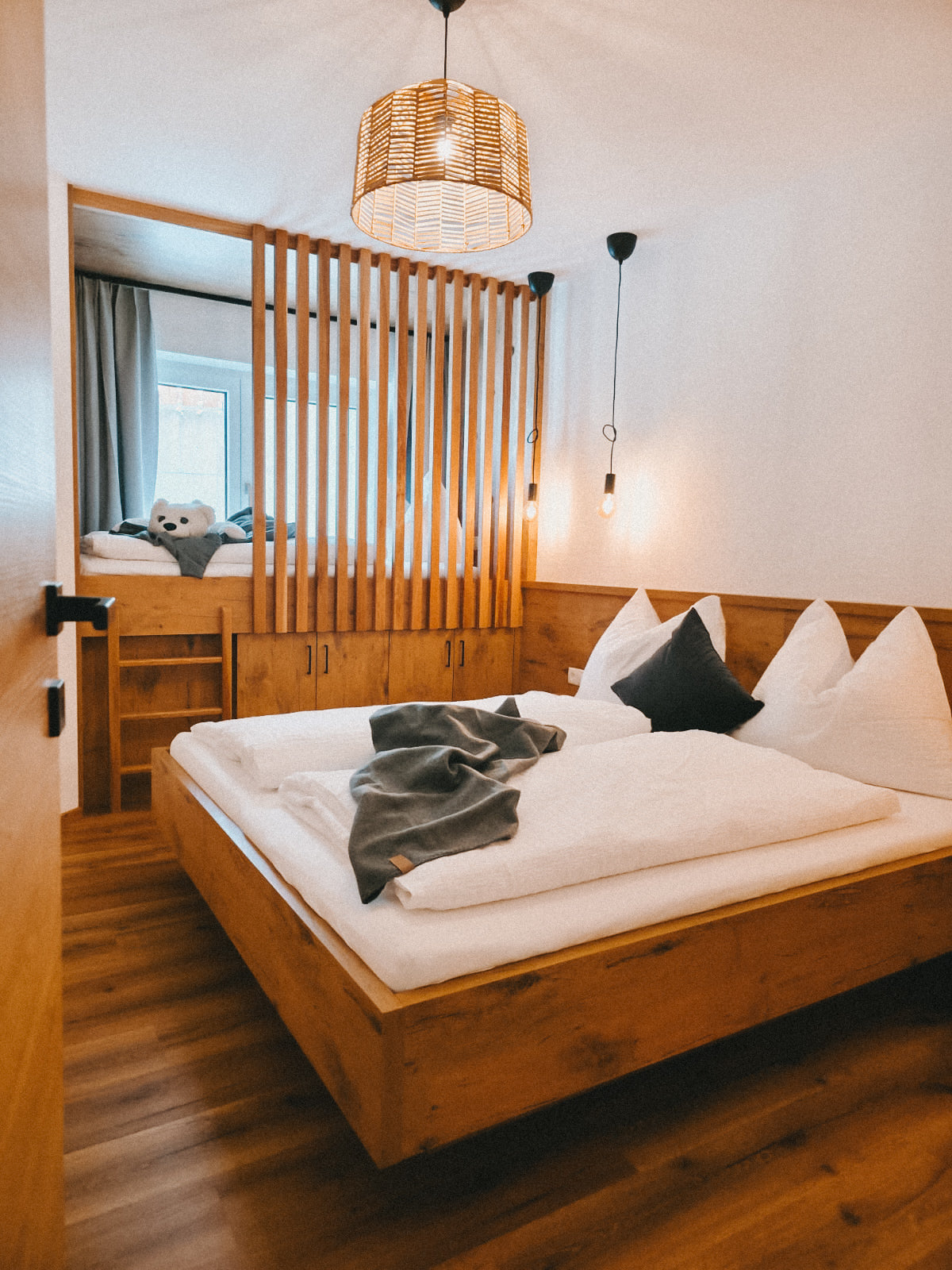 Lake View Lodge Flachau: Familienurlaub zwischen Badesee und Bergen