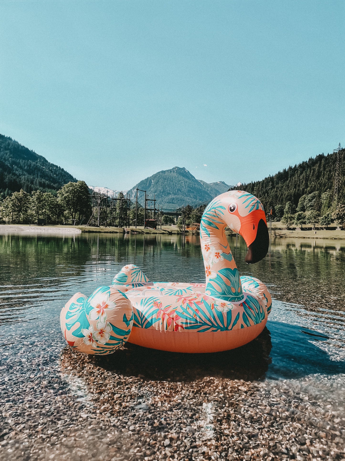 Lake View Lodge Flachau: Familienurlaub zwischen Badesee und Bergen