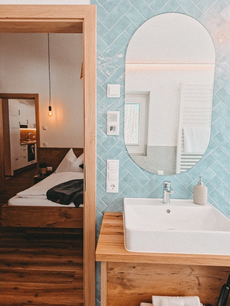 Lake View Lodge Flachau: Familienurlaub zwischen Badesee und Bergen – stilvolle, familienfreundliche Reise mit Kindern