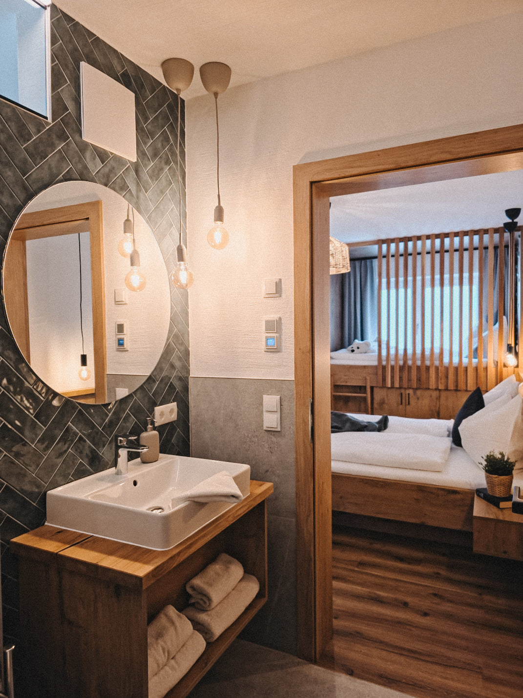 Lake View Lodge Flachau: Familienurlaub zwischen Badesee und Bergen