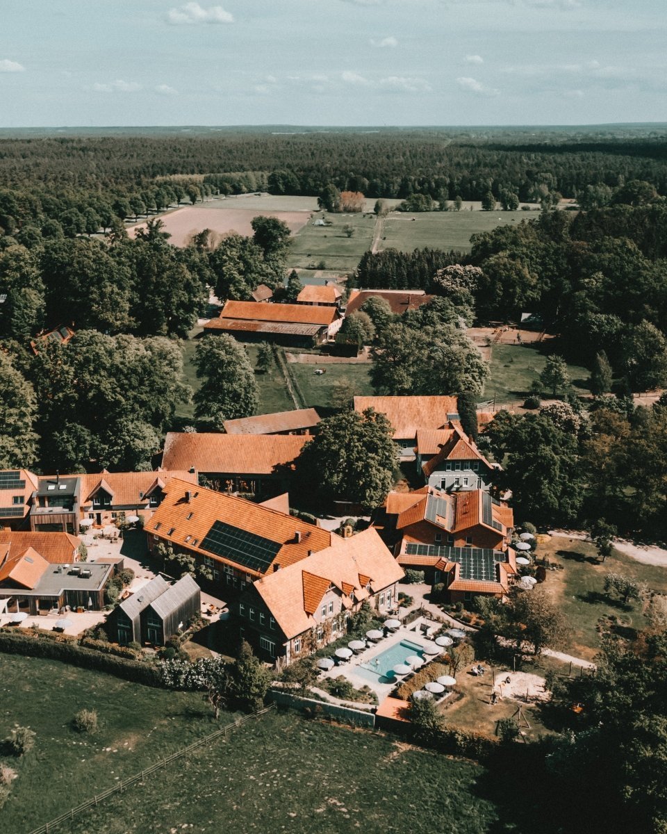 Landhaus Averbeck: ein Bauernhof-Familienhotel in der Lüneburger Heide – stilvolle, familienfreundliche Reise mit Kindern
