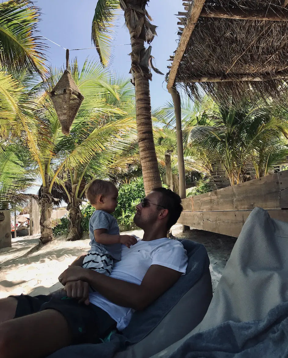TULUM MIT BABY