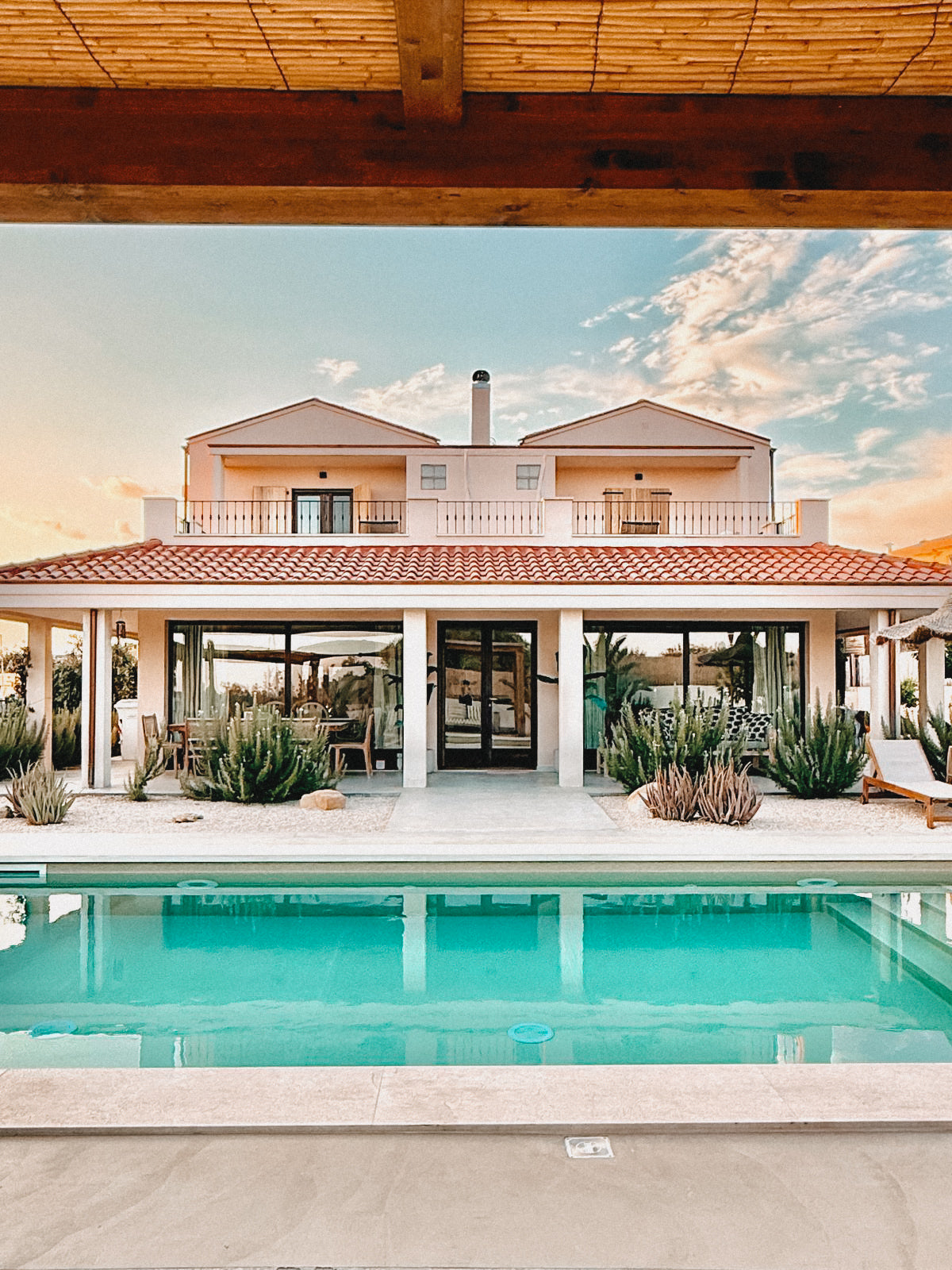 Villa Maillard Sardinien: Luxuriöse Familienvilla mit beheiztem Pool und Meerblick - Lieblingsunterkunft
