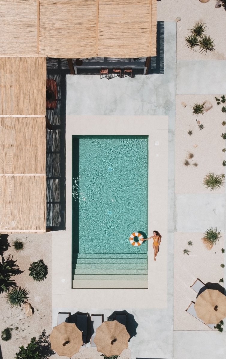 Villa Maillard Sardinien: Luxuriöse Familienvilla mit beheiztem Pool und Meerblick – stilvolle, familienfreundliche Reise mit Kindern