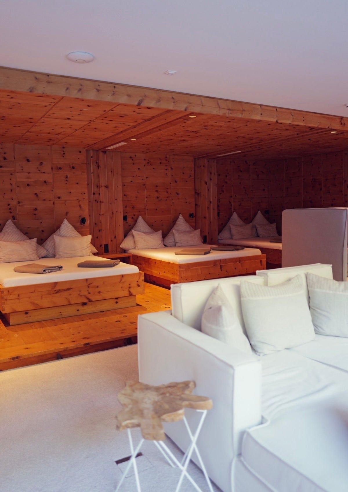 Vitalhotel Edelweiss im Stubaital: Wellness für die Eltern Familienpool für die Kinder