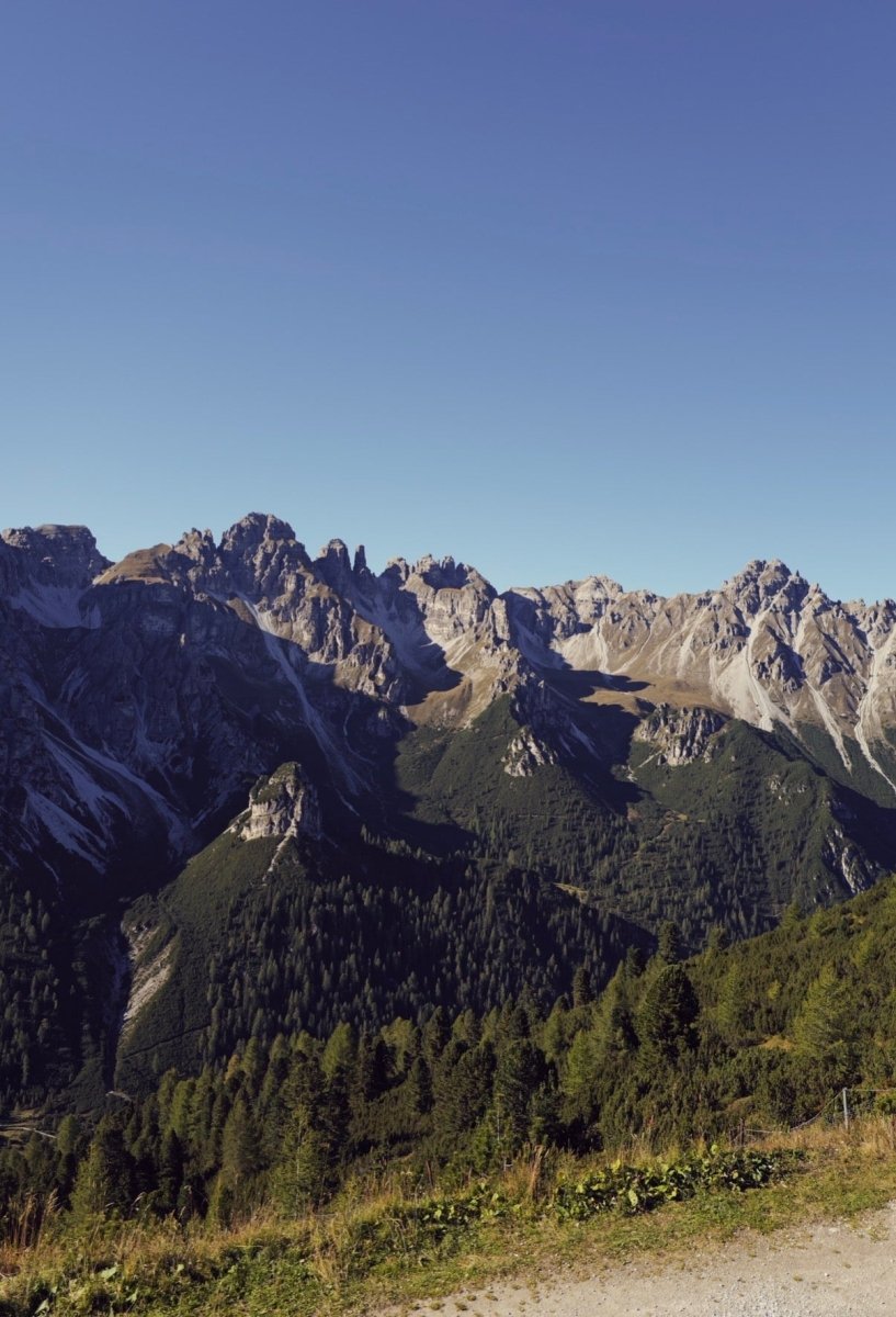 Vitalhotel Edelweiss im Stubaital: Wellness für die Eltern, Familienpool für die Kinder – stilvolle, familienfreundliche Reise mit Kindern